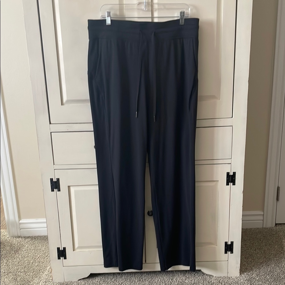 Lululemon Athletica Black Track Pants with Relaxed Fit lightweight material